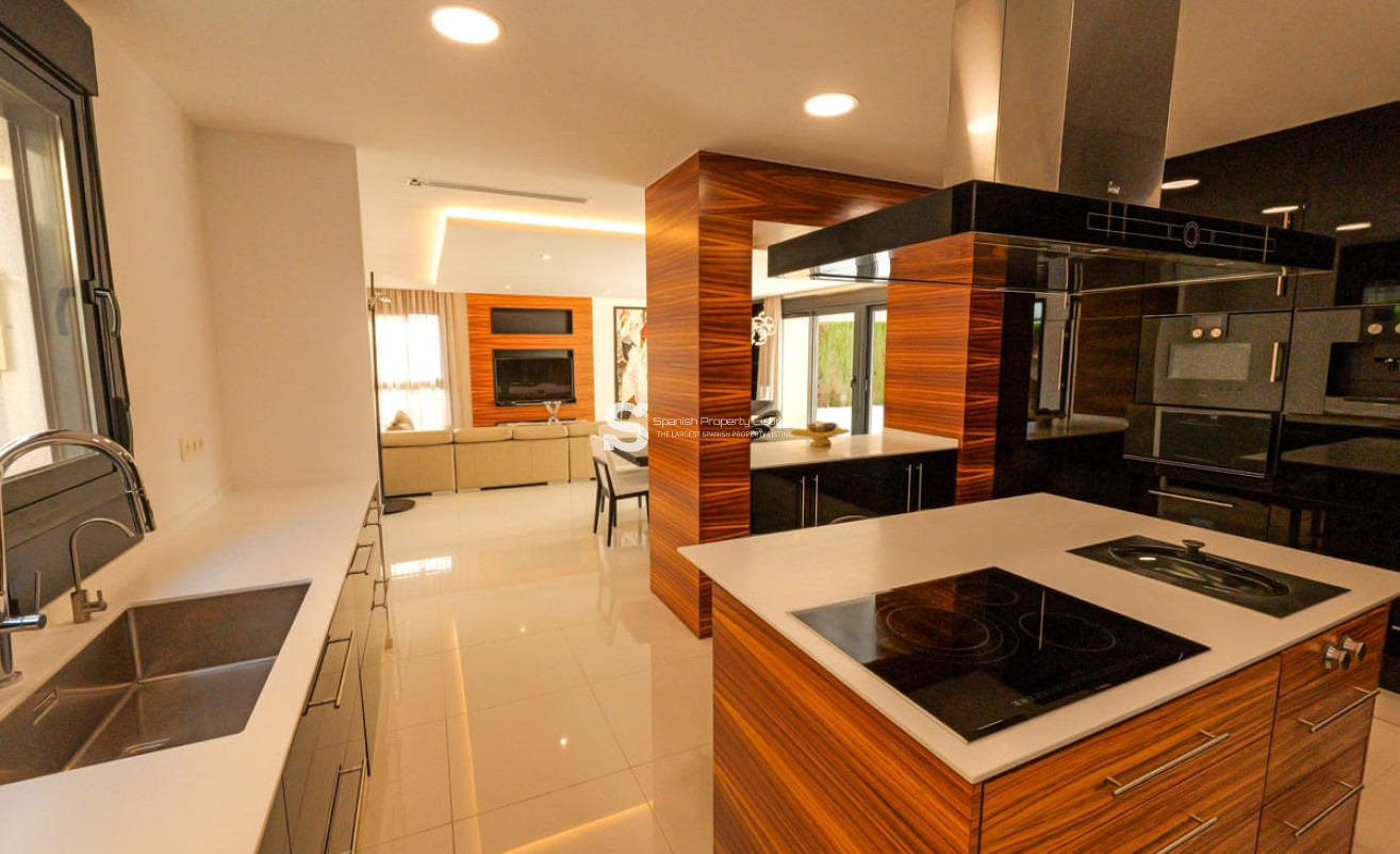 Obra nueva - Villa - Torrevieja
