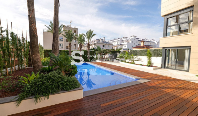 Obra nueva - Villa - Torrevieja