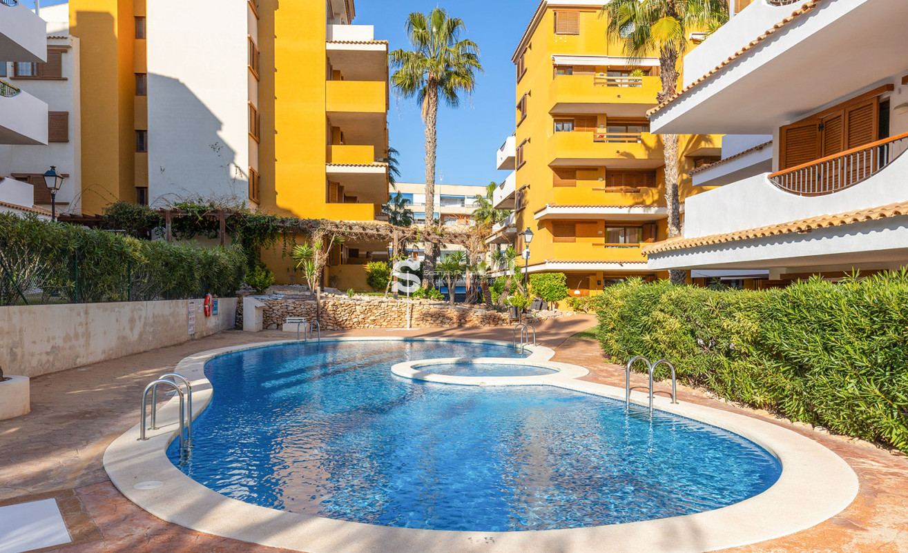 Resale - Apartment - Torrevieja - Punta Prima