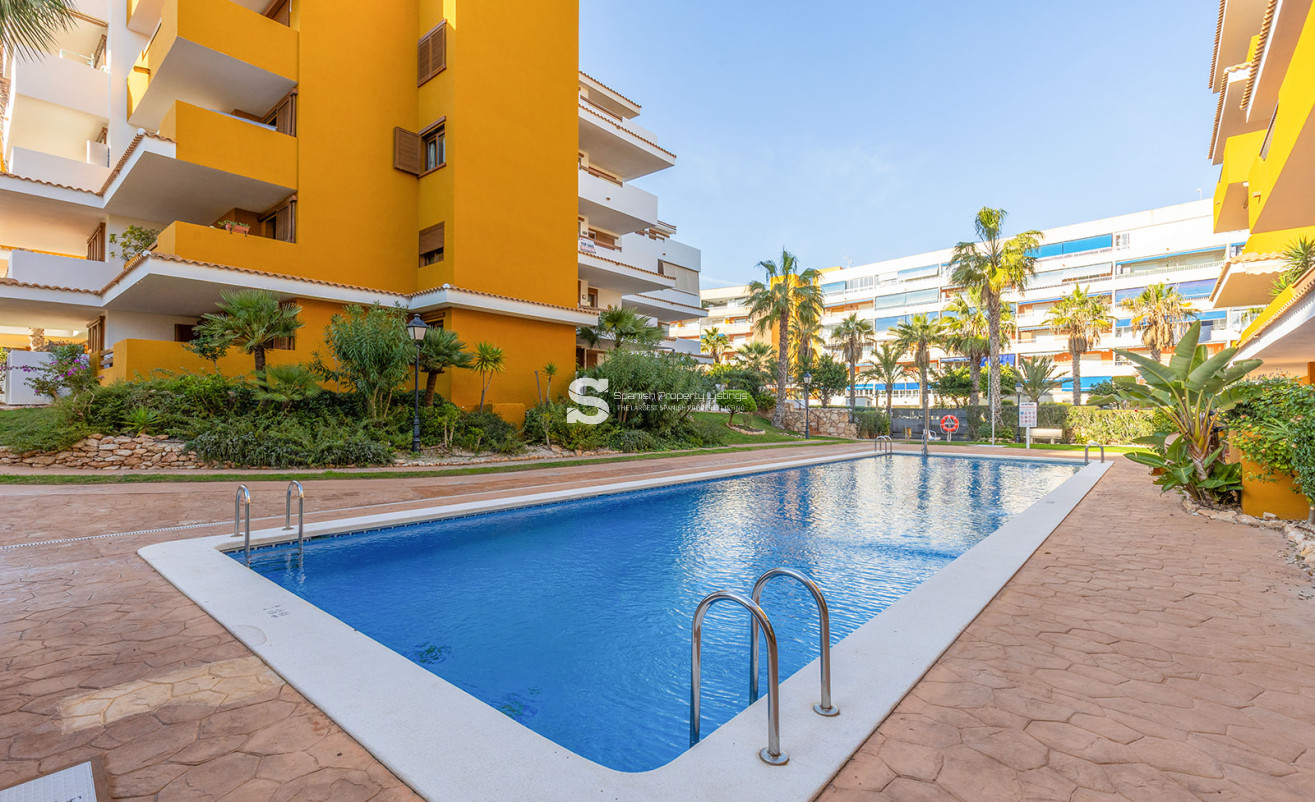 Resale - Apartment - Torrevieja - Punta Prima