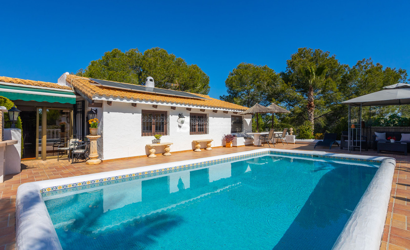 Resale - Villa - Orihuela - Orihuela Costa