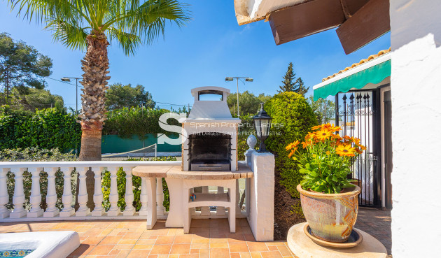 Resale - Villa - Orihuela - Orihuela Costa