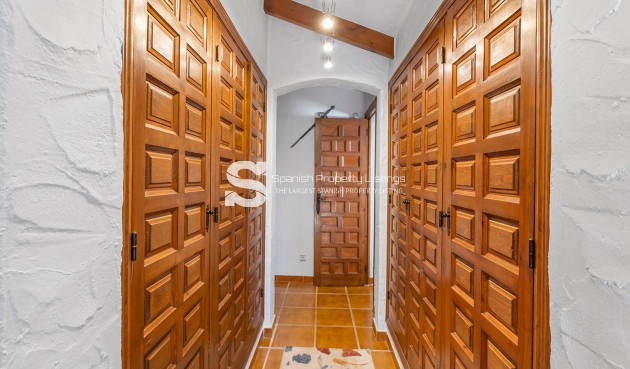 Resale - Villa - Orihuela - Orihuela Costa