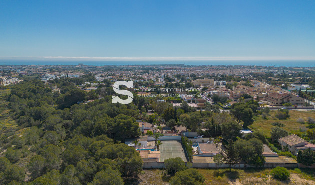 Resale - Villa - Orihuela - Orihuela Costa