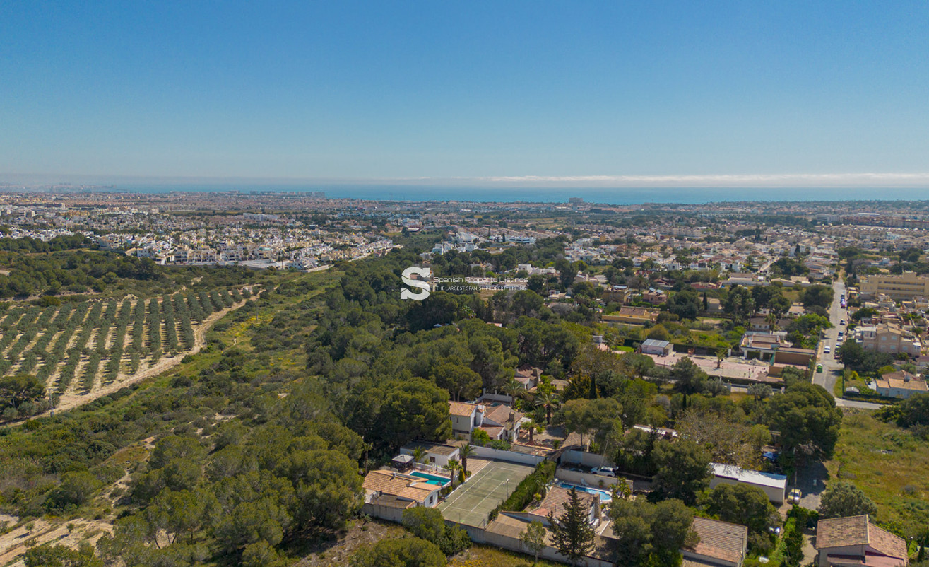 Resale - Villa - Orihuela - Orihuela Costa