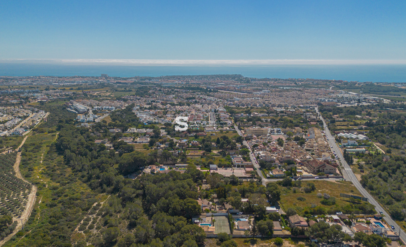 Resale - Villa - Orihuela - Orihuela Costa