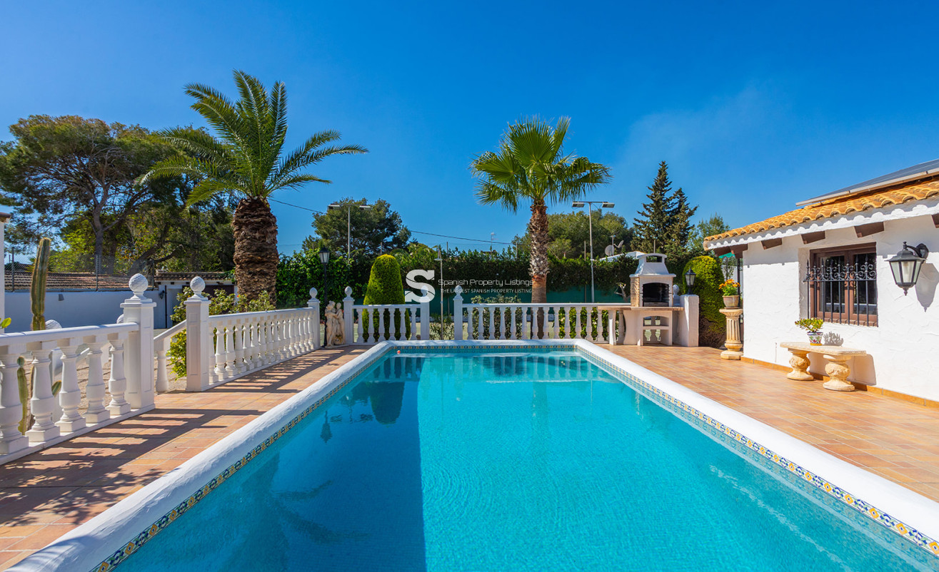Resale - Villa - Orihuela - Orihuela Costa