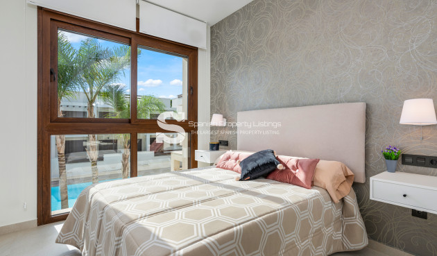 Obra nueva - low-bungalow - Torrevieja