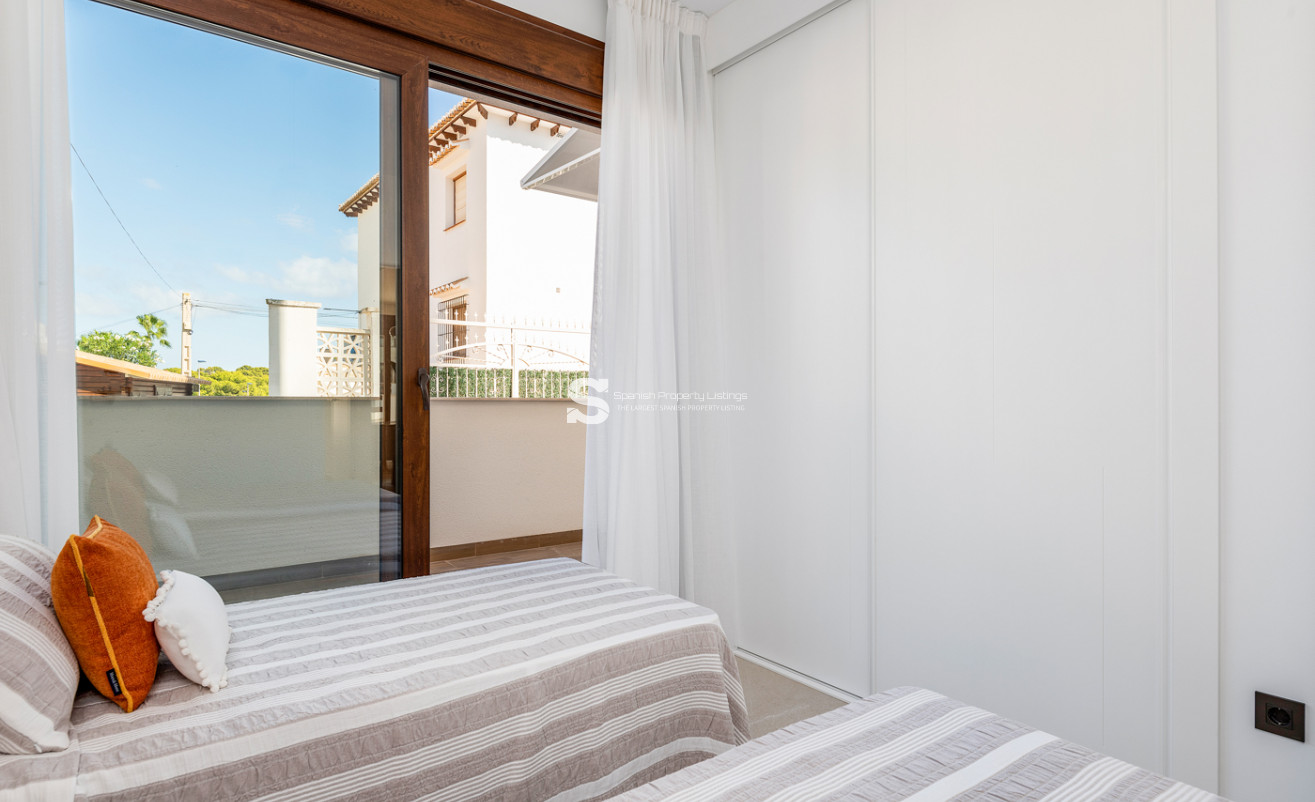 Nouvelle construction - high-bungalow - Torrevieja