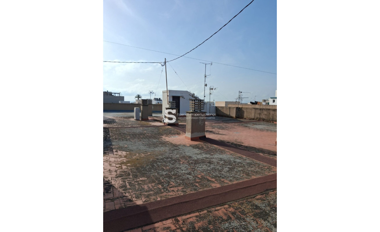 Resale - Apartment / flat - Los Alcazares - Los Alcázares