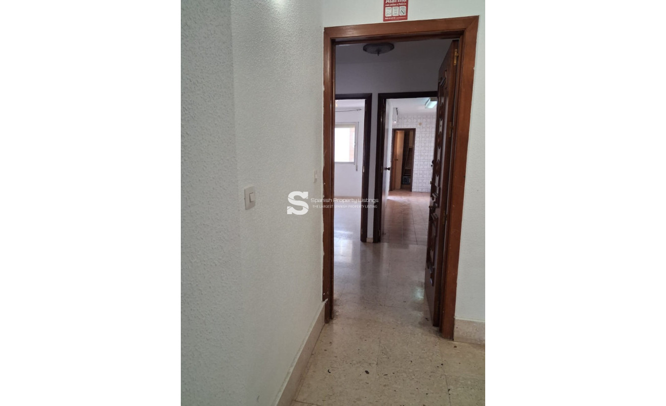 Resale - Apartment / flat - Los Alcazares - Los Alcázares