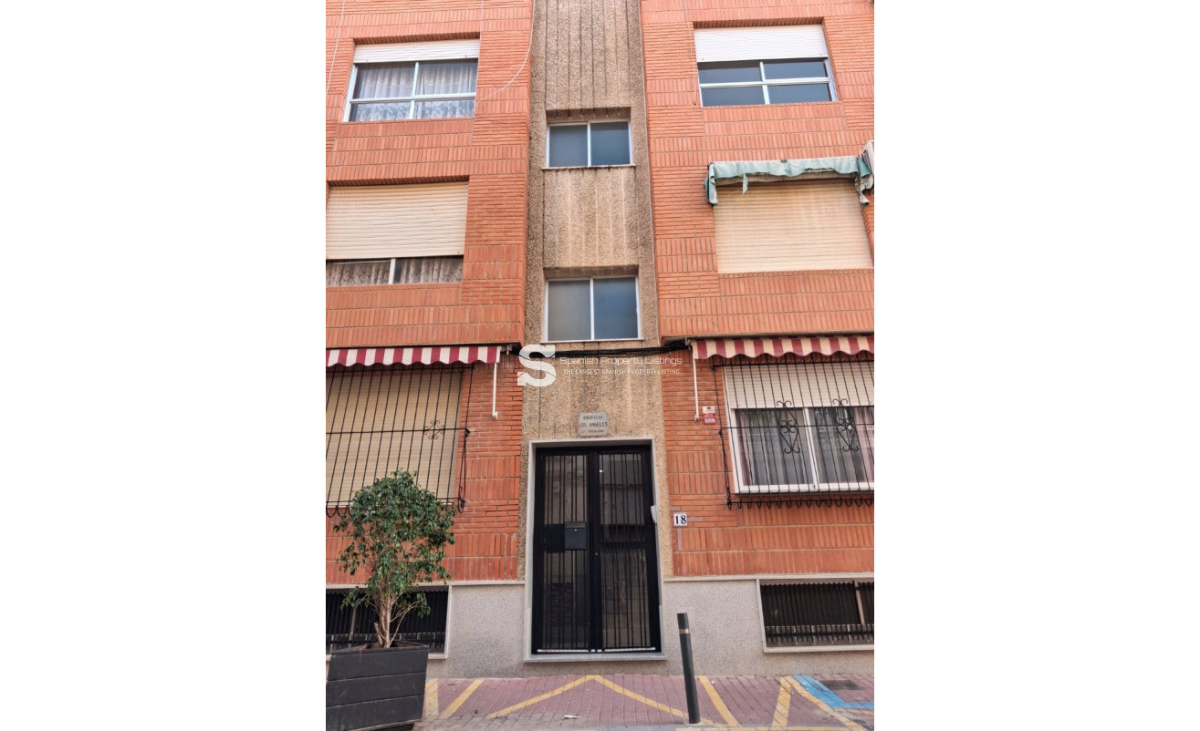 Resale - Apartment / flat - Los Alcazares - Los Alcázares