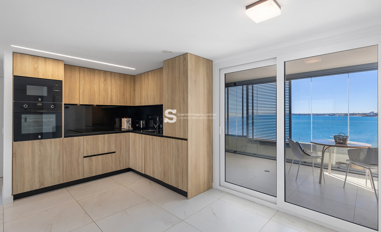Resale - Apartment - Torrevieja - Punta Prima