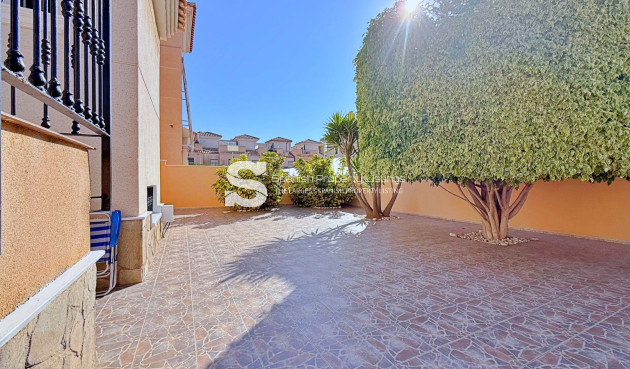 Resale - Villa - Orihuela - Orihuela Costa