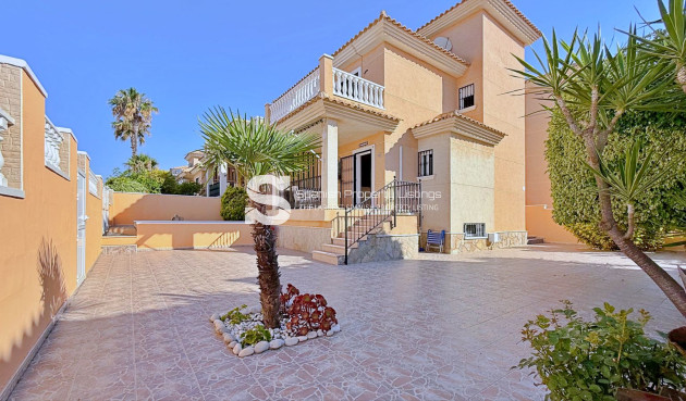 Resale - Villa - Orihuela - Orihuela Costa