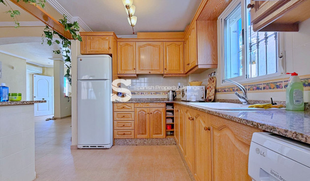 Resale - Villa - Orihuela - Orihuela Costa