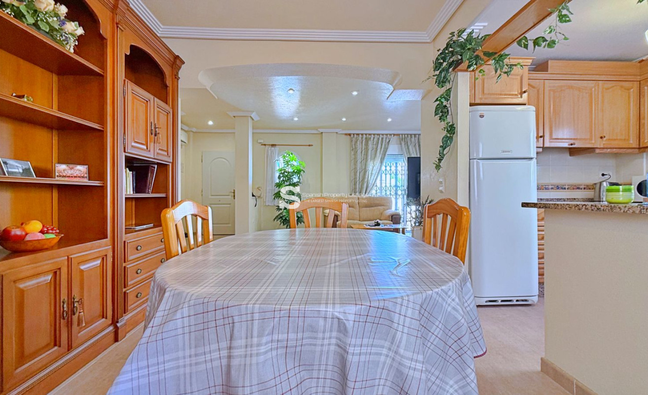 Resale - Villa - Orihuela - Orihuela Costa