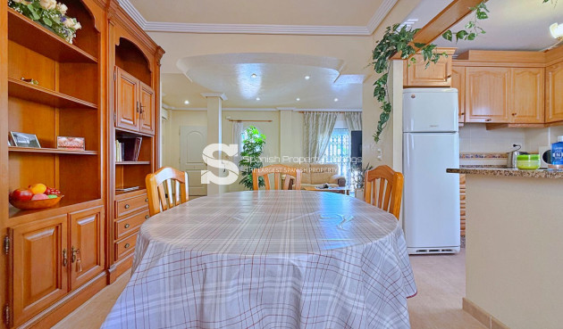 Resale - Villa - Orihuela - Orihuela Costa