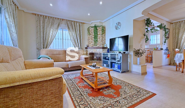 Resale - Villa - Orihuela - Orihuela Costa