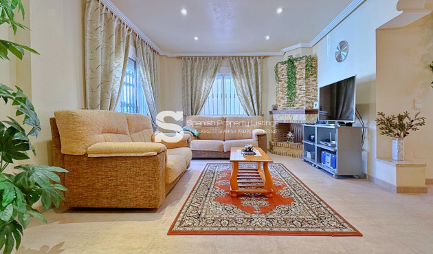 Resale - Villa - Orihuela - Orihuela Costa