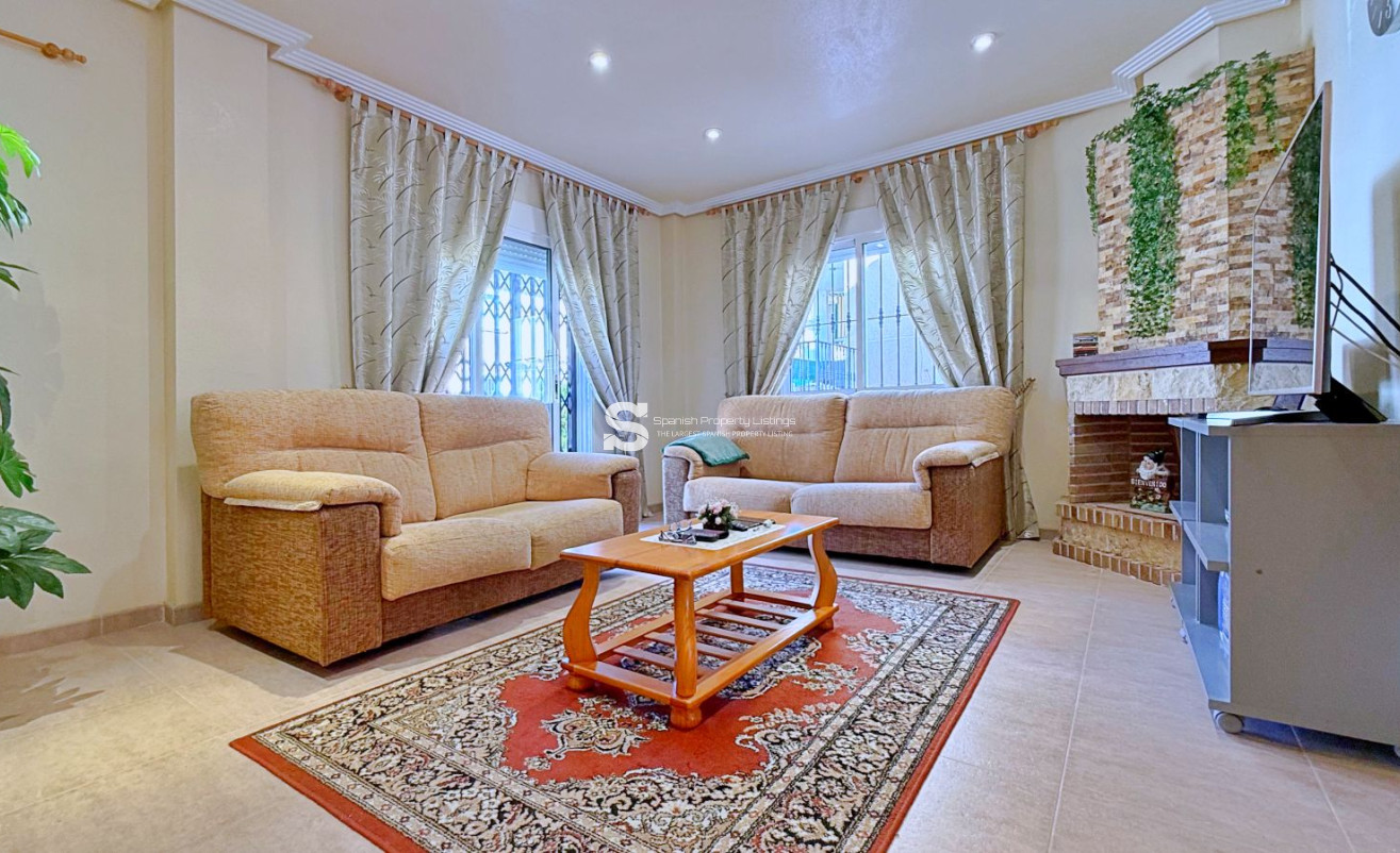Resale - Villa - Orihuela - Orihuela Costa