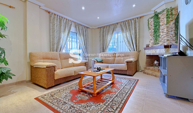 Resale - Villa - Orihuela - Orihuela Costa