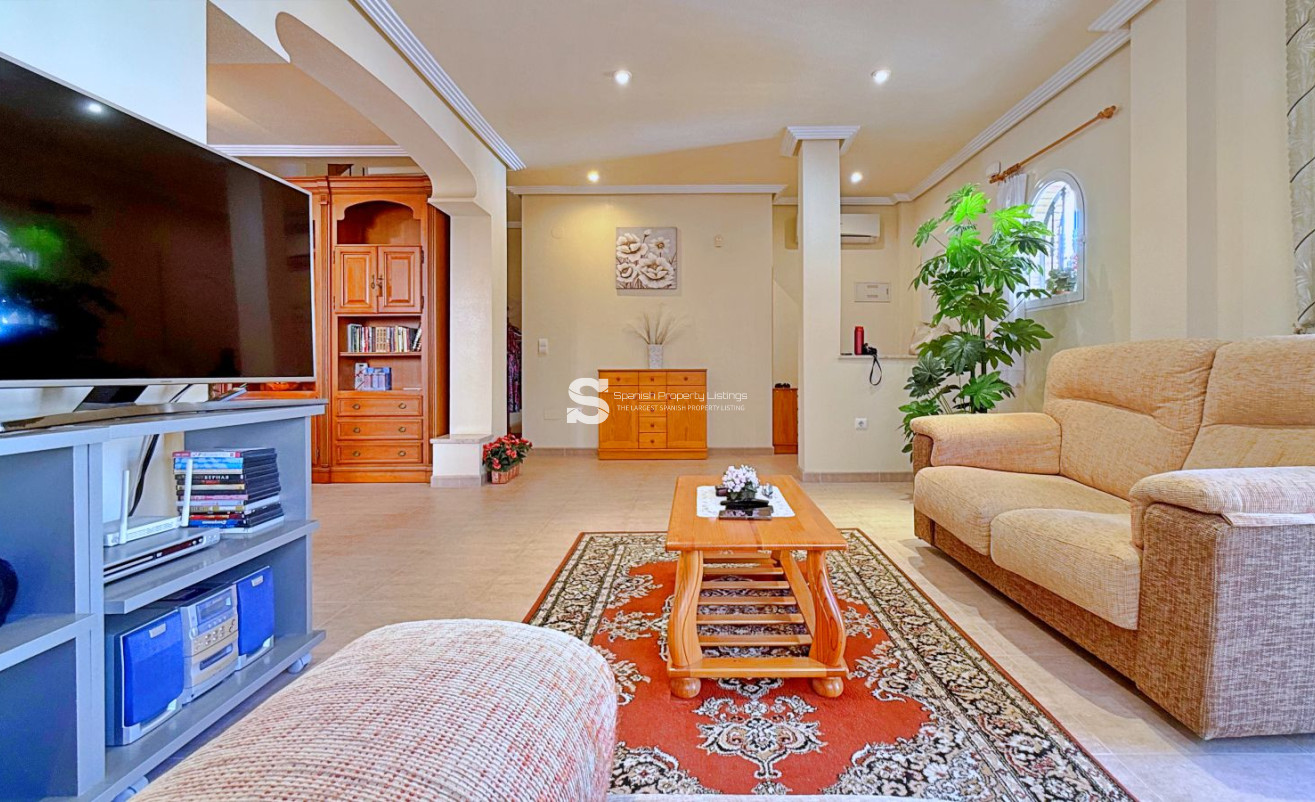 Resale - Villa - Orihuela - Orihuela Costa