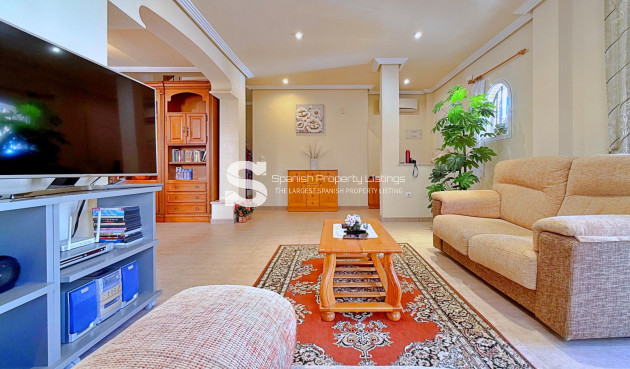 Resale - Villa - Orihuela - Orihuela Costa