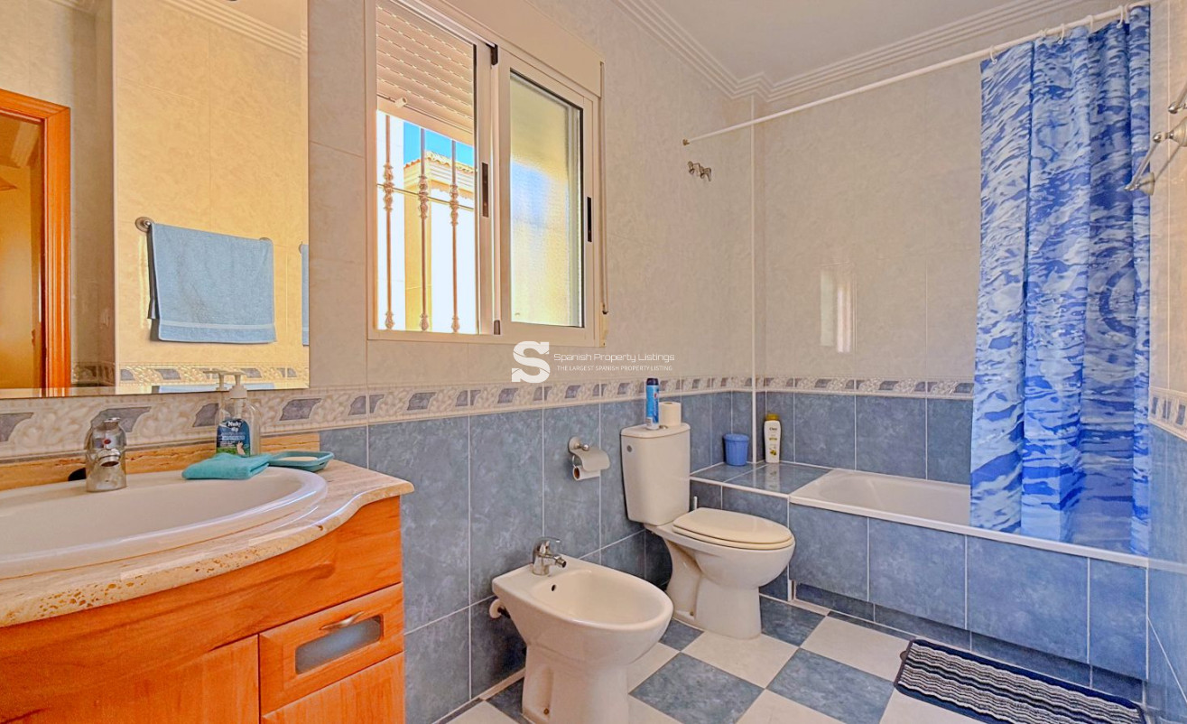 Resale - Villa - Orihuela - Orihuela Costa