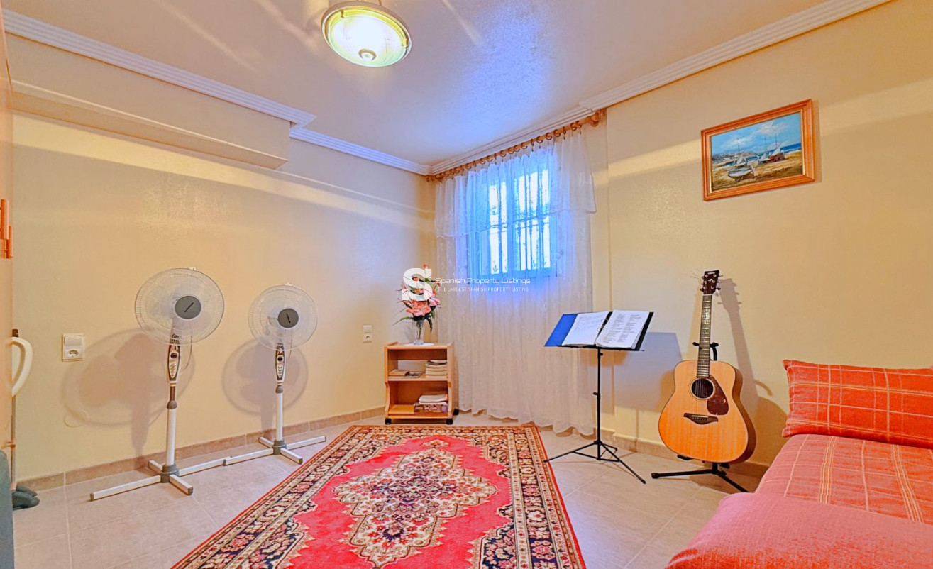 Resale - Villa - Orihuela - Orihuela Costa
