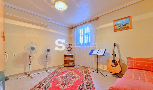 Resale - Villa - Orihuela - Orihuela Costa