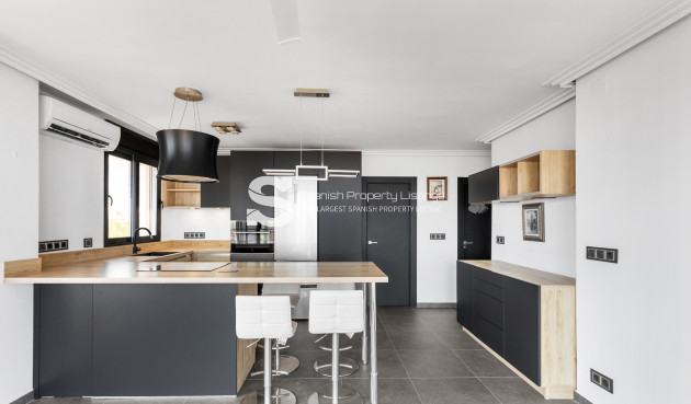 Resale - Apartment - Torrevieja - Rocio del Mar