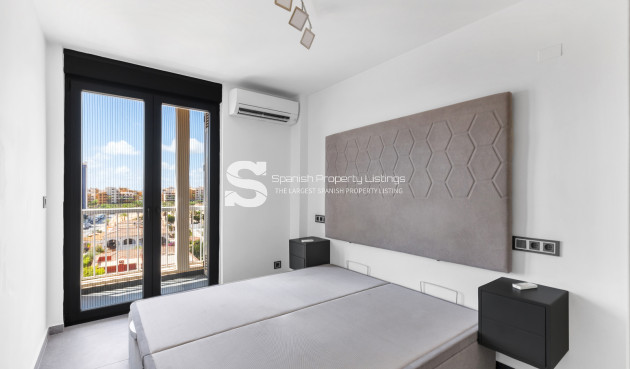 Resale - Apartment - Torrevieja - Rocio del Mar