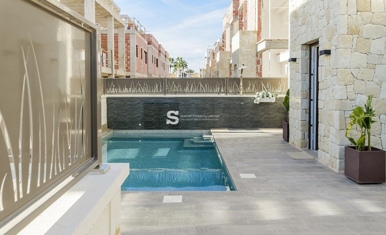 Obra nueva - Villa - Los Montesinos - La Herrada