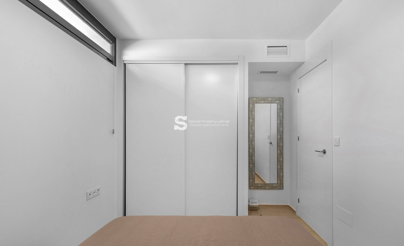 Resale - Villa - Orihuela Costa - La Zenia