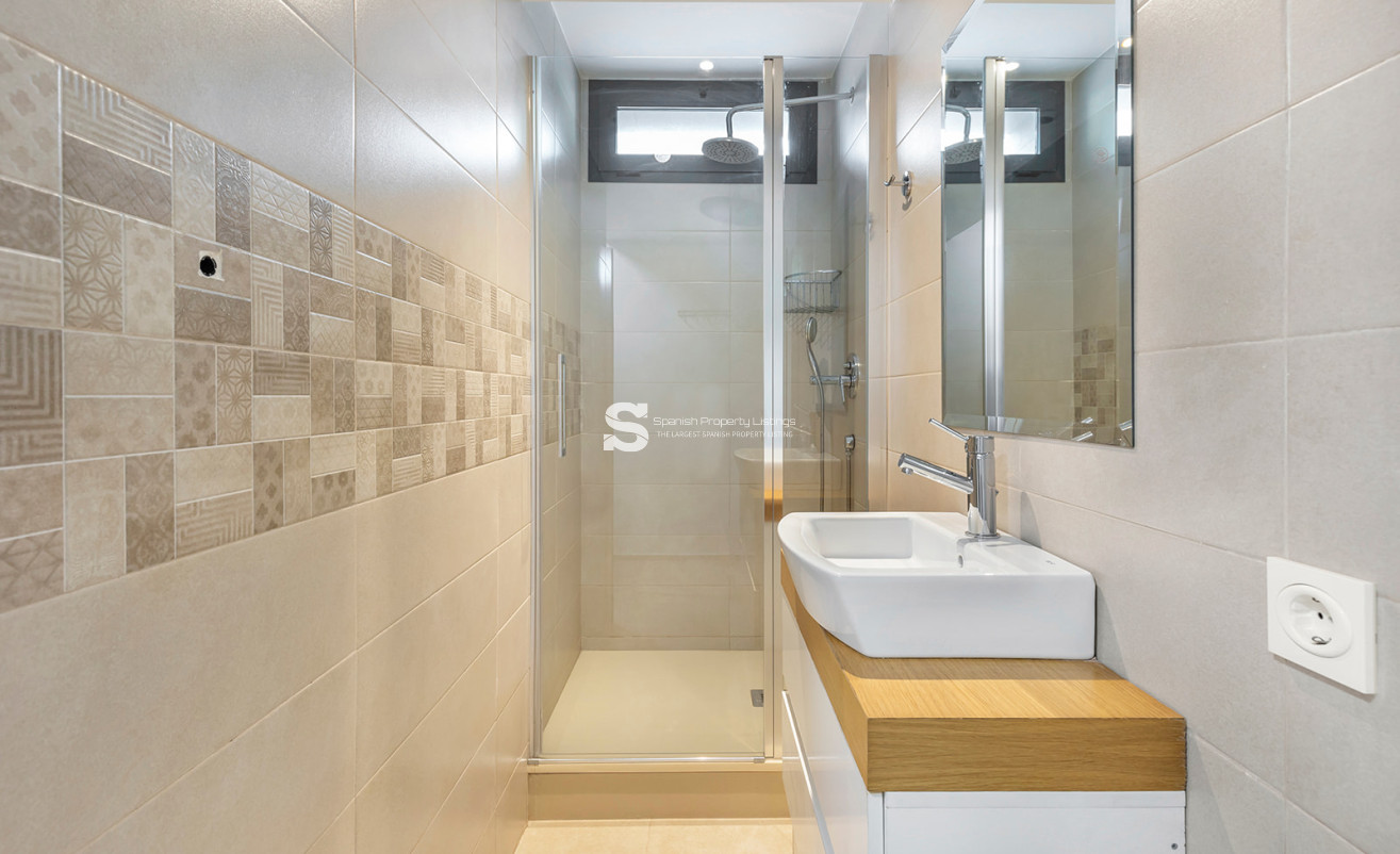 Resale - Villa - Orihuela Costa - La Zenia