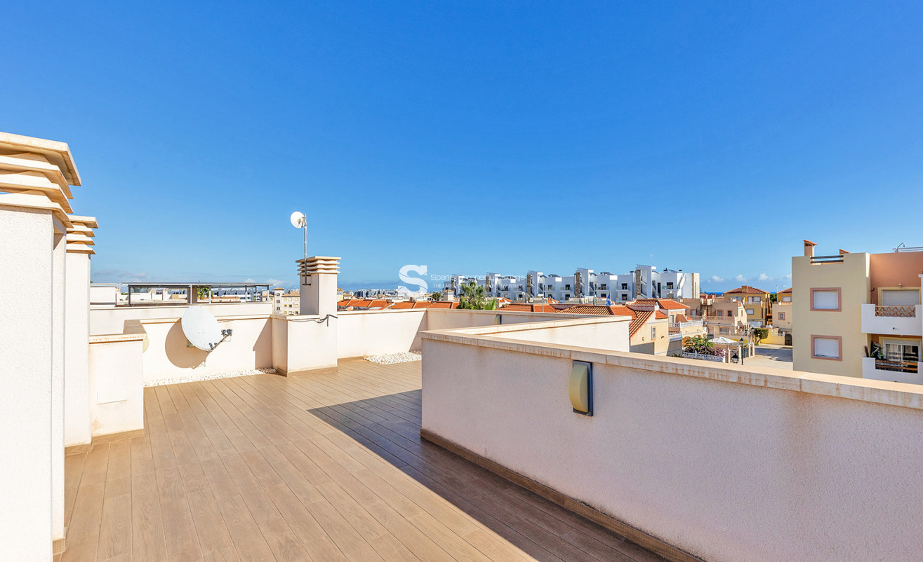 Resale - Villa - Orihuela Costa - La Zenia