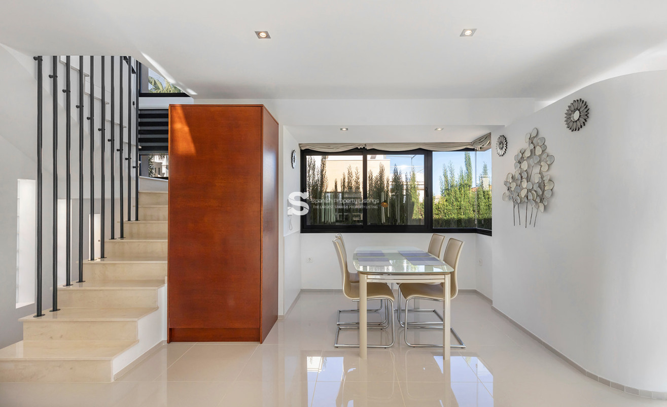 Resale - Villa - Orihuela Costa - La Zenia