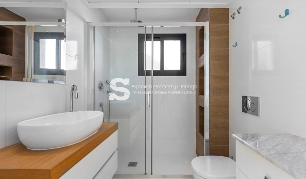 Resale - Villa - Orihuela Costa - La Zenia