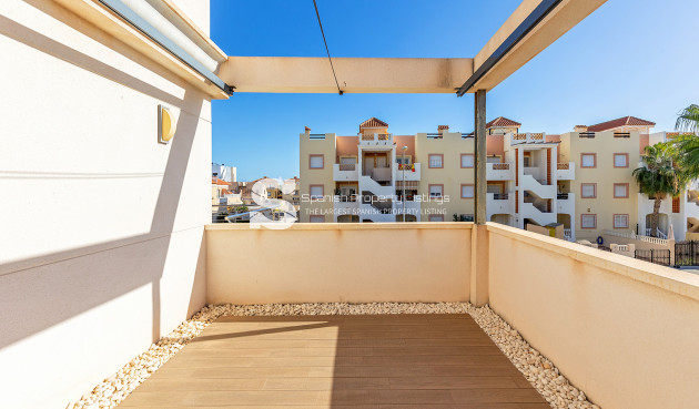 Resale - Villa - Orihuela Costa - La Zenia