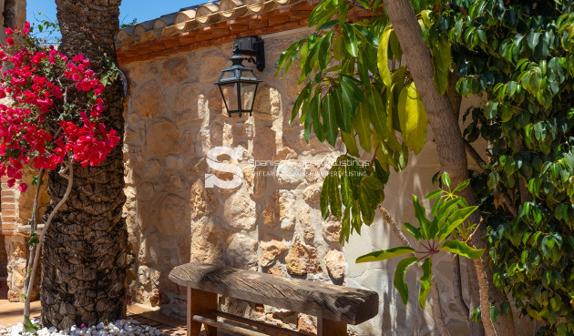 Resale - Villa - Orihuela Costa - Punta Prima