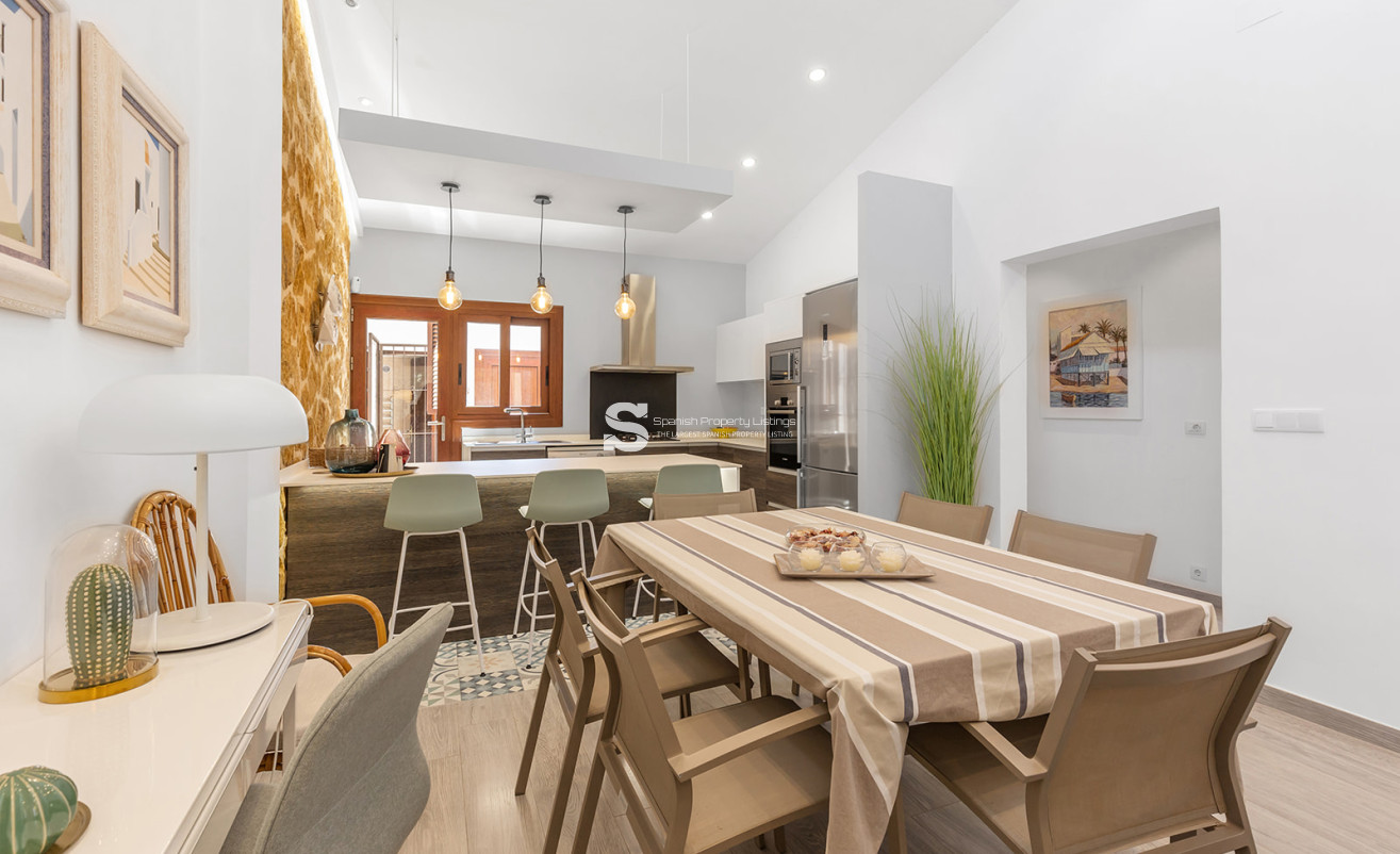 Resale - Villa - Orihuela Costa - Punta Prima