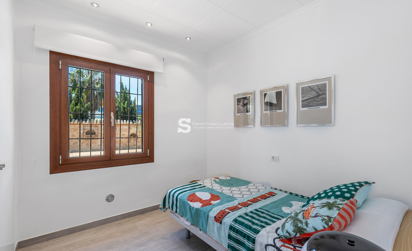 Resale - Villa - Orihuela Costa - Punta Prima