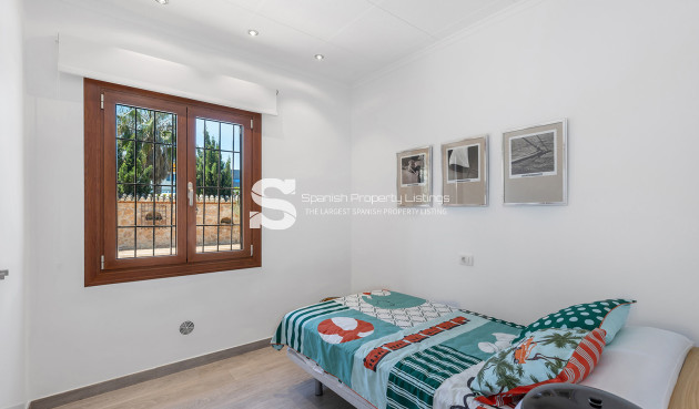 Resale - Villa - Orihuela Costa - Punta Prima