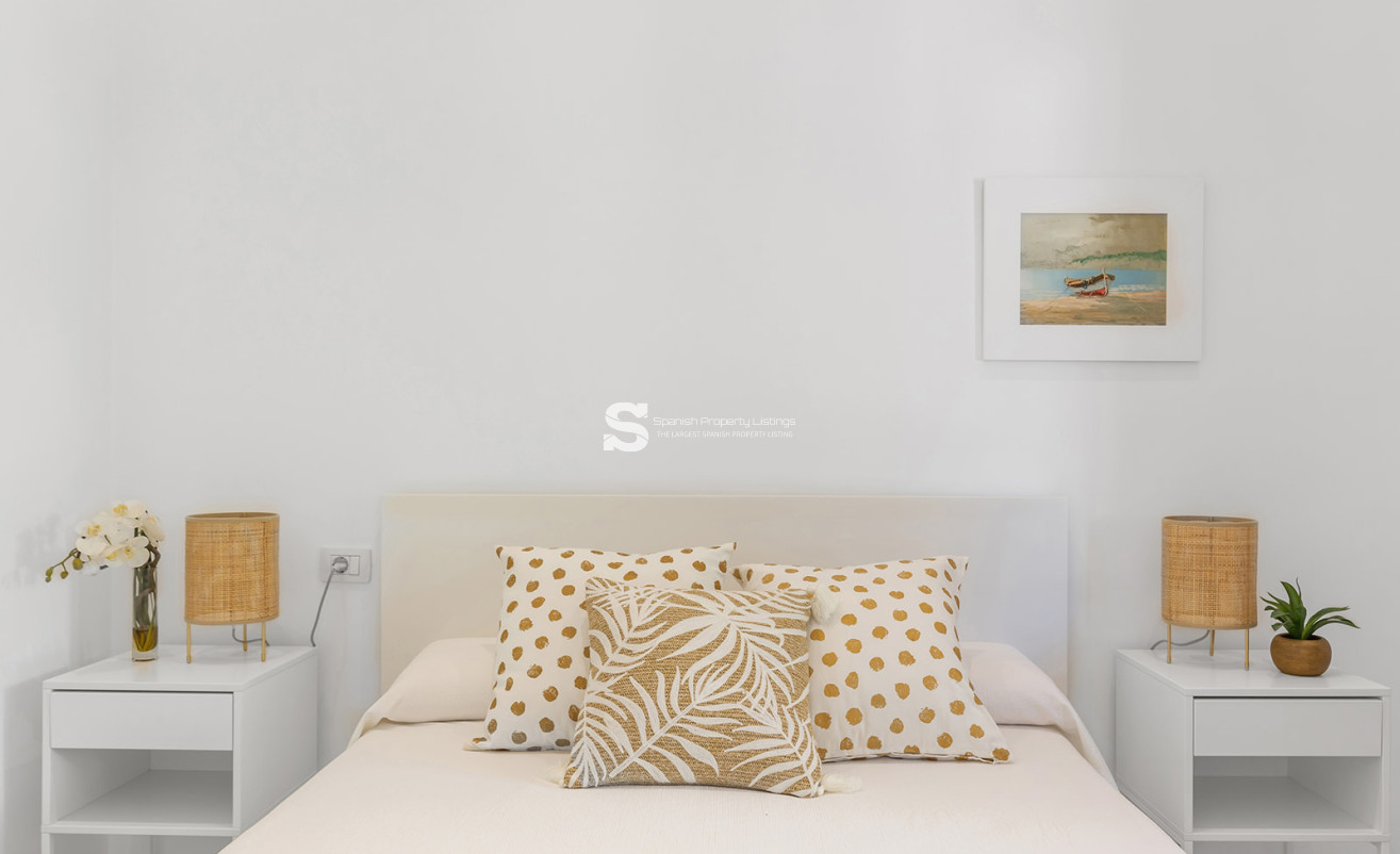 Resale - Villa - Orihuela Costa - Punta Prima