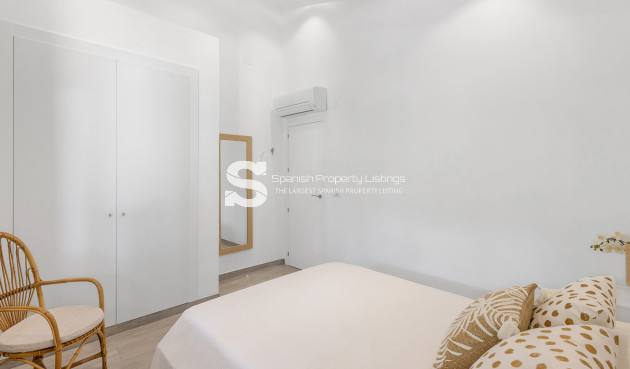 Resale - Villa - Orihuela Costa - Punta Prima