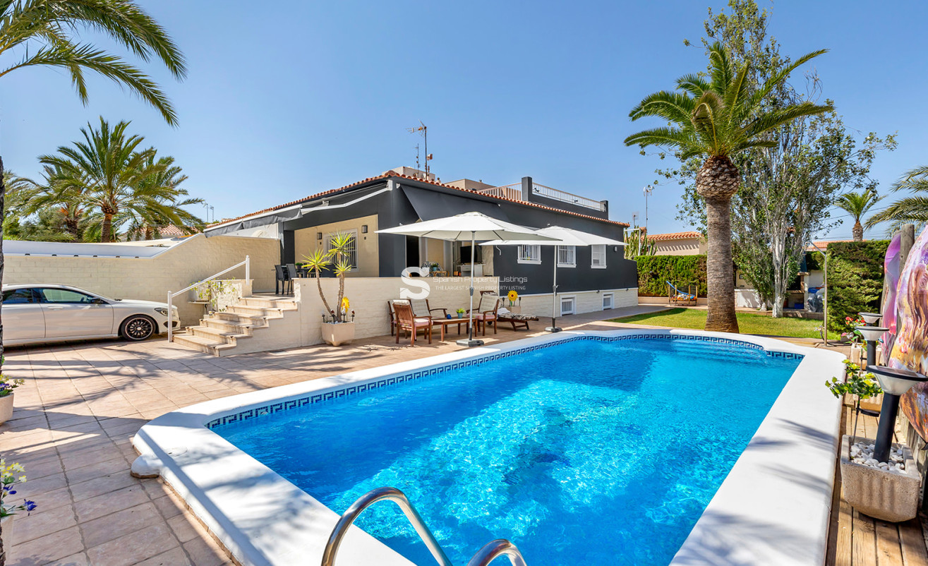 Resale - Villa - Torrevieja - Rocio del Mar