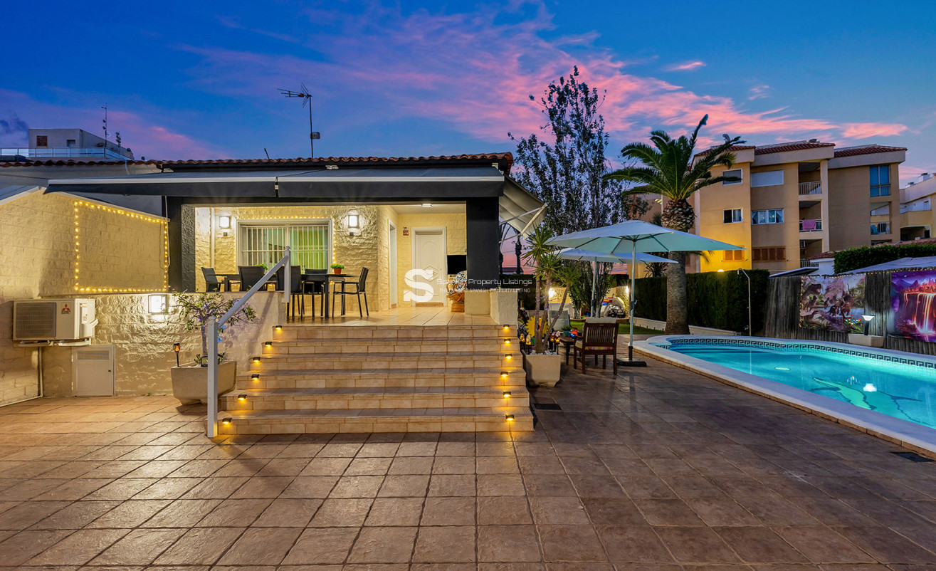Resale - Villa - Torrevieja - Rocio del Mar