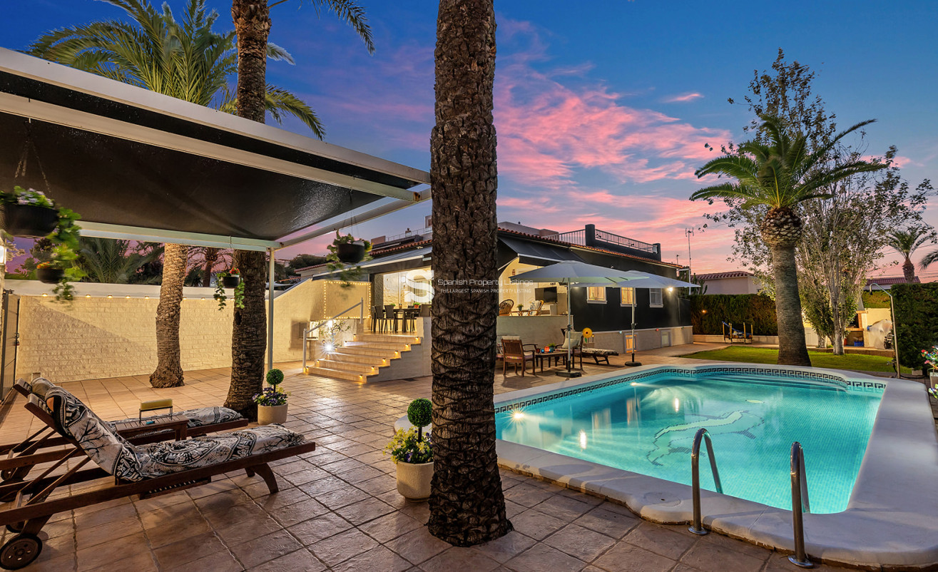 Resale - Villa - Torrevieja - Rocio del Mar