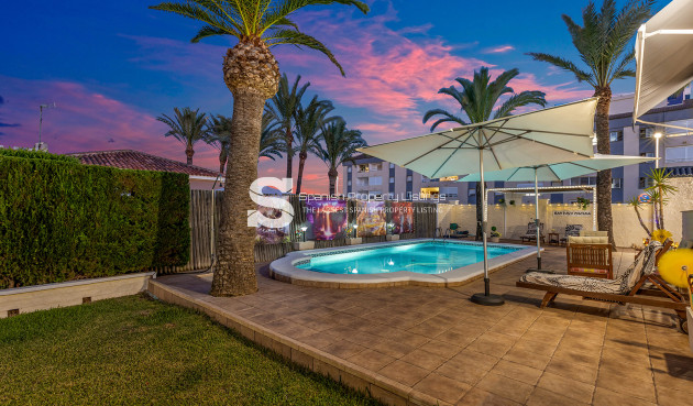 Resale - Villa - Torrevieja - Rocio del Mar